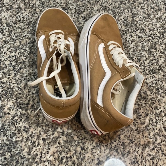 Vans - Picture 2 of 2